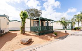 Riverside Cabin Park